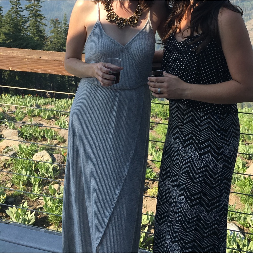 Elegant Gray Lace-Back Women's Dress